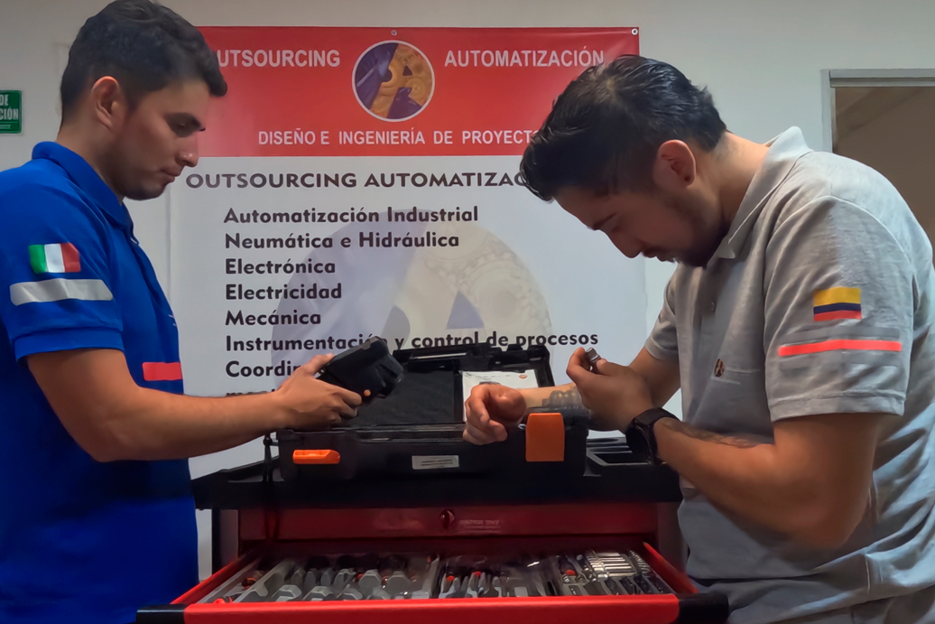 OA Engineers Fired Carrousel Third img